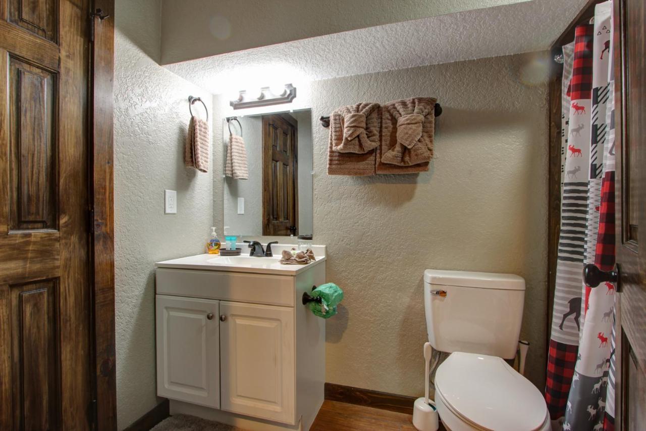 3 Master Bedrooms - Sleeps 10 - Location - Game Room - Hot Tub بيدجن فورج المظهر الخارجي الصورة