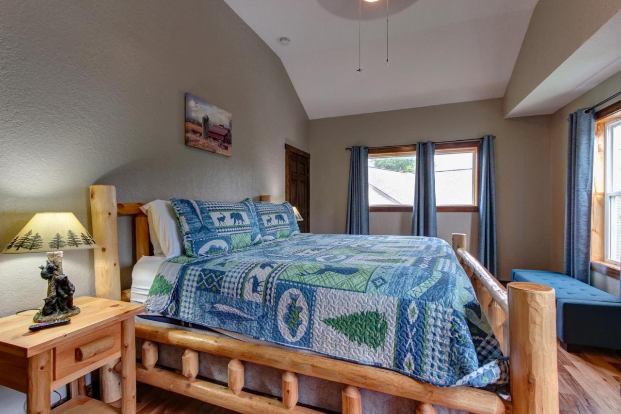 3 Master Bedrooms - Sleeps 10 - Location - Game Room - Hot Tub بيدجن فورج المظهر الخارجي الصورة